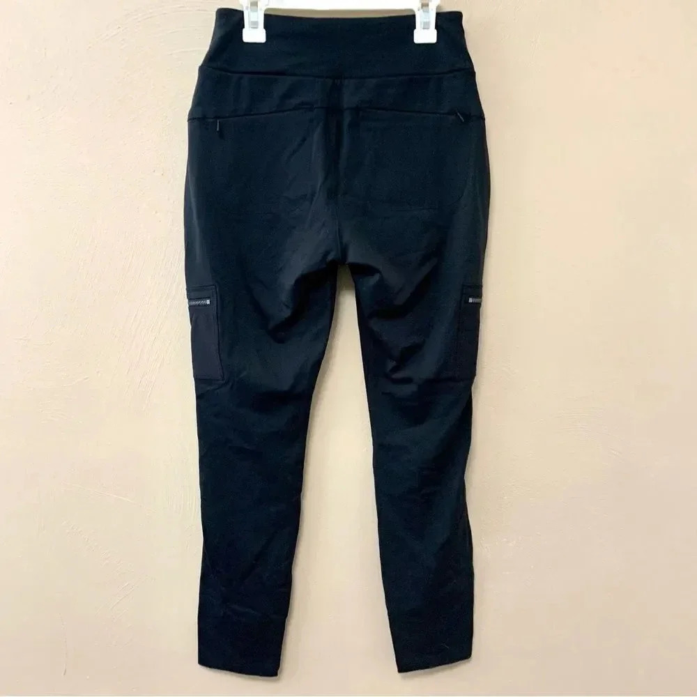 Athleta Headlands Hybrid Cargo Pants in Black Size 4 - Picture 11 of 16